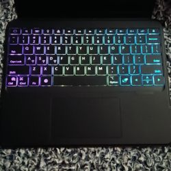 Bluetooth iPad/Tablet Wireless Keyboard W/Mouse Pad