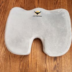 Ergonomic Seat Cushion With Memory Foam By OVEYNERSIN