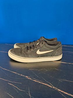 Nike SB Chron Solarsoft Sneakers (Size 9)