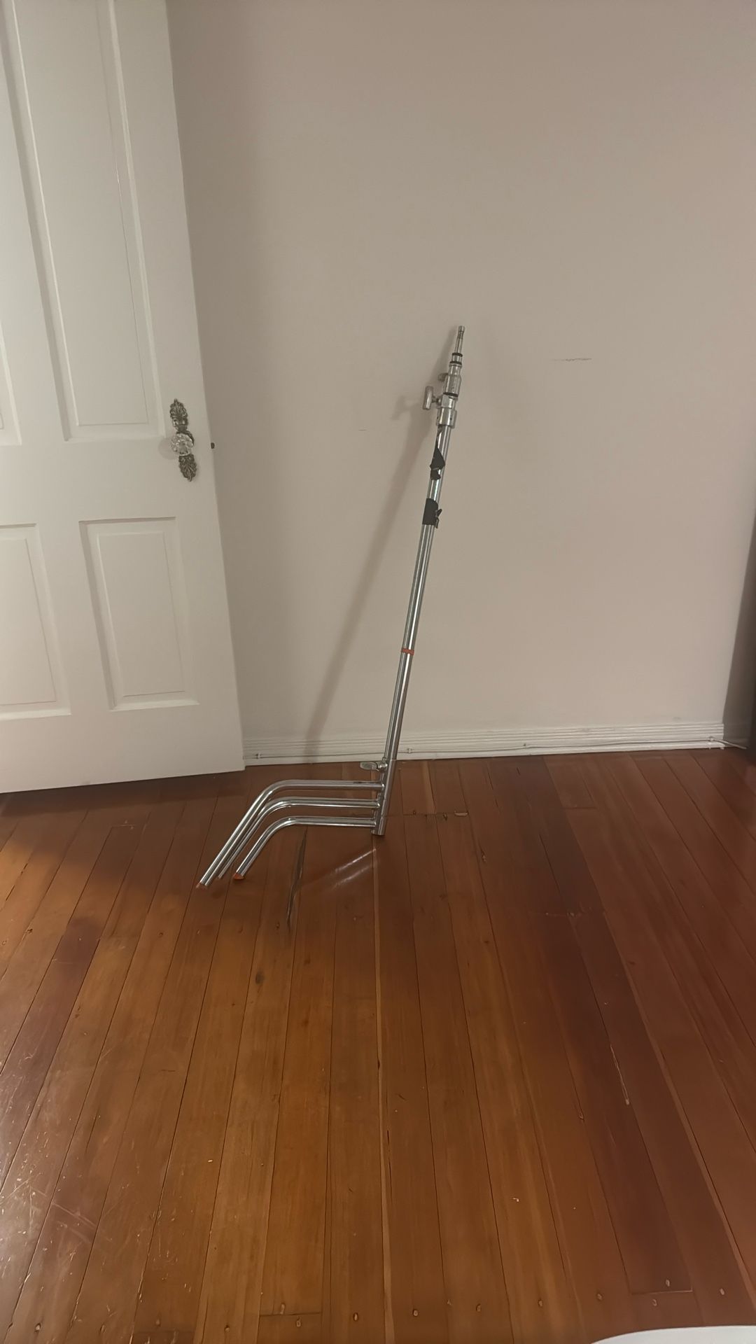 Matthews 43 - C Stand