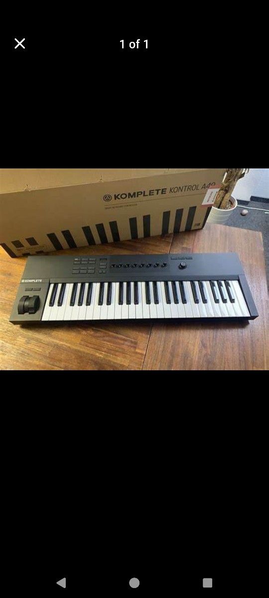 Native Instruments A49 Midi Keyboard