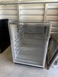 Marvel 61WC 50-Bottle Wine Cooler Refrigerator – Works Perfect – $350