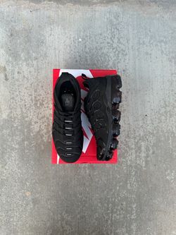 Nike Vapormax Plus (Size 9, 9.5, 10, 10.5, 11, 11.5, 12)