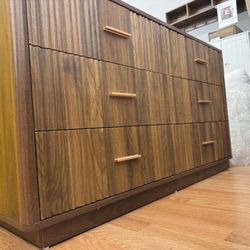 Mid Century 6 Drawer Wooden Fluted Dresser