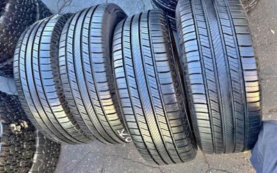 225/60r17 Michelin Tires Con 80% de vida las 4