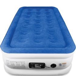 SoundAsleep Dream Series Luxury Air Mattress with ComfortCoil Technology & Built-in High Capacity Pump for Home & Camping- Double Height, Adjustable, 