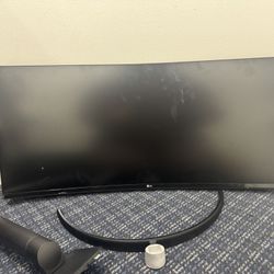 LG 34WP60C-B 34” Curved UltraWide QHD Monitor – Minor Scratches 