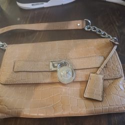 MK PURSE.