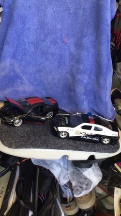 Collectible 1/24 scale cars
