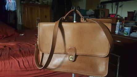 Coach messenger bag