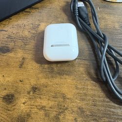 Apple Air Pod - 2nd Generation 