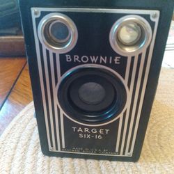 Vintage Camera Brownie Target Six-16