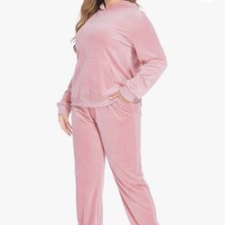 New No Tags Involand Pink Velvet Sweatsuit With Hoodie Plus Size 4x