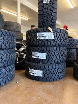 35/12.50R20 Toyo Open Country R/T 