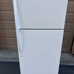 Whirlpool Apt Size Refrigerator $230 Free Delivery 