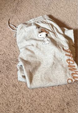 Aeropostale peanuts snoopy cowboy sweatpants