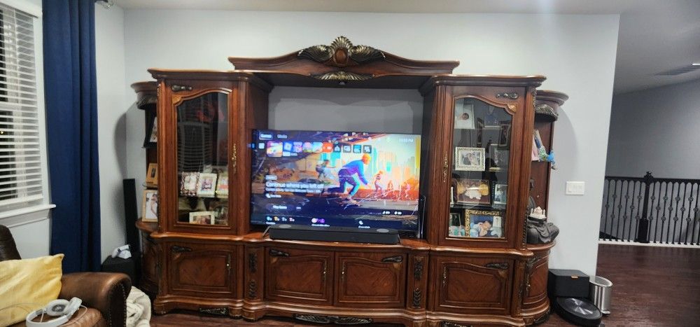 TV UNIT