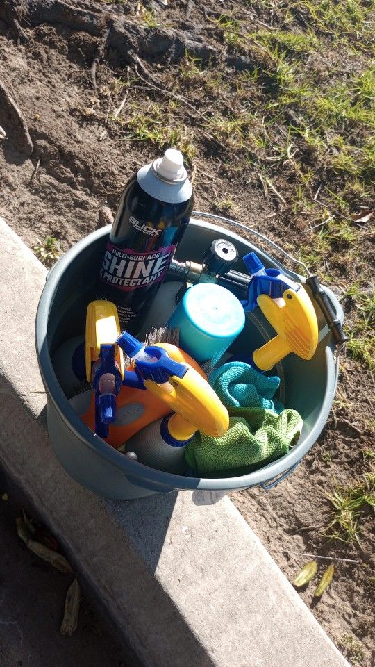Auto Detailing Supplies
