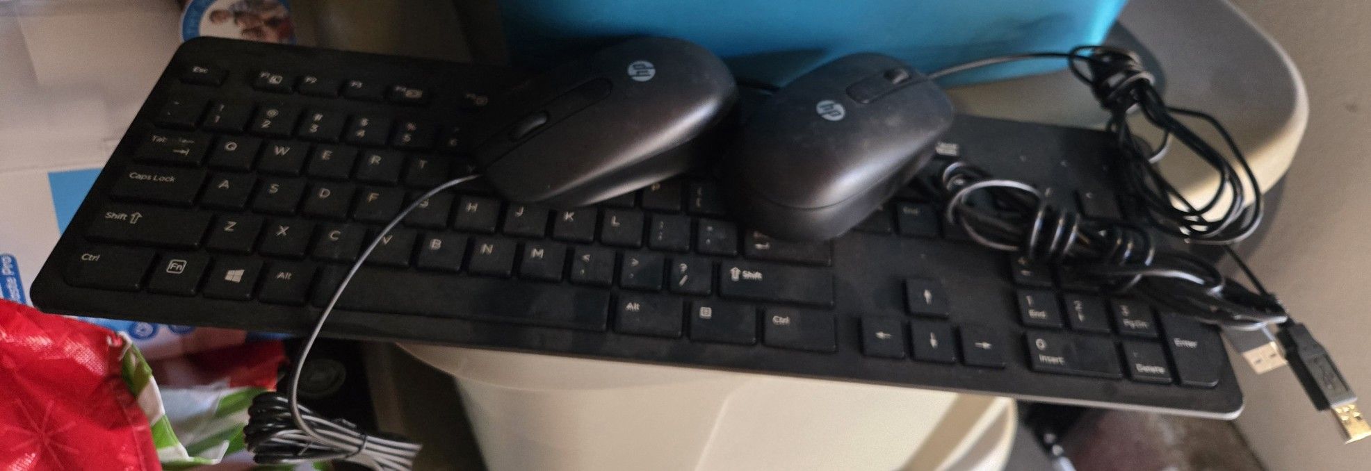 2 Keyboards And 2 Mouse