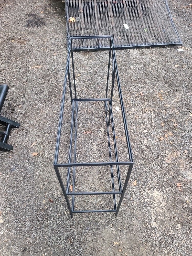 Aquarium stand