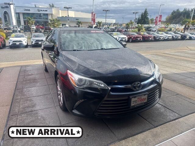 2015 Toyota Camry Hybrid