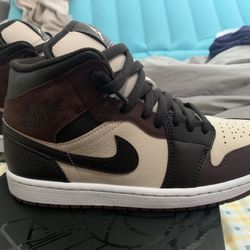 Nike Air Jordan 1 Mid SE 8 Men’s 