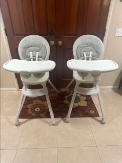 2 High chairs: Graco Floor 2 Table 7 In 1 High Chair