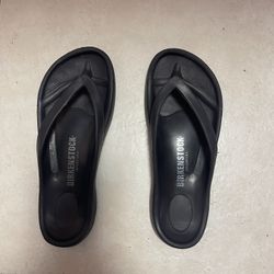 Birkenstock Flip Flops   Good Condition $20 