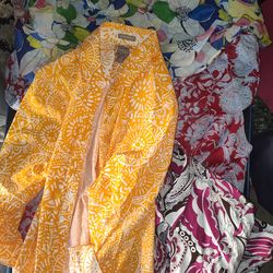 4 ladies shirts mixed sizes