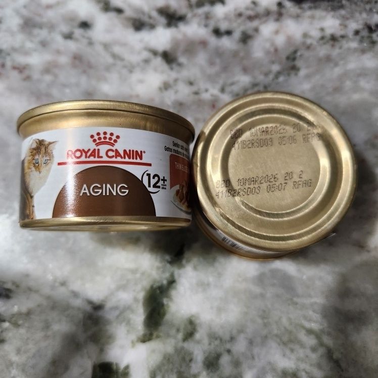Cat Food Royal Canin Aging Cat 12+ Thin Slices in Gravy Wet Food, 3oz cans