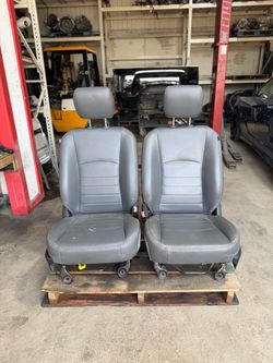 2009-2024 Dodge Ram 1500 (Classic Style) FRONT SEATS