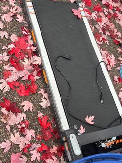 Desk treadmill