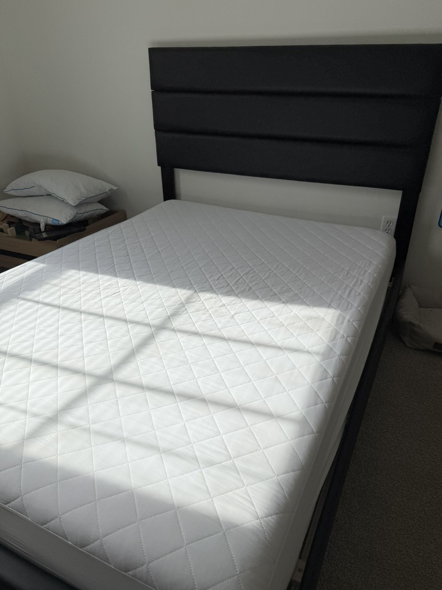 Full Sized Platform Bed Frame and Mattress