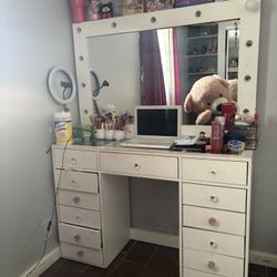 Vanity 