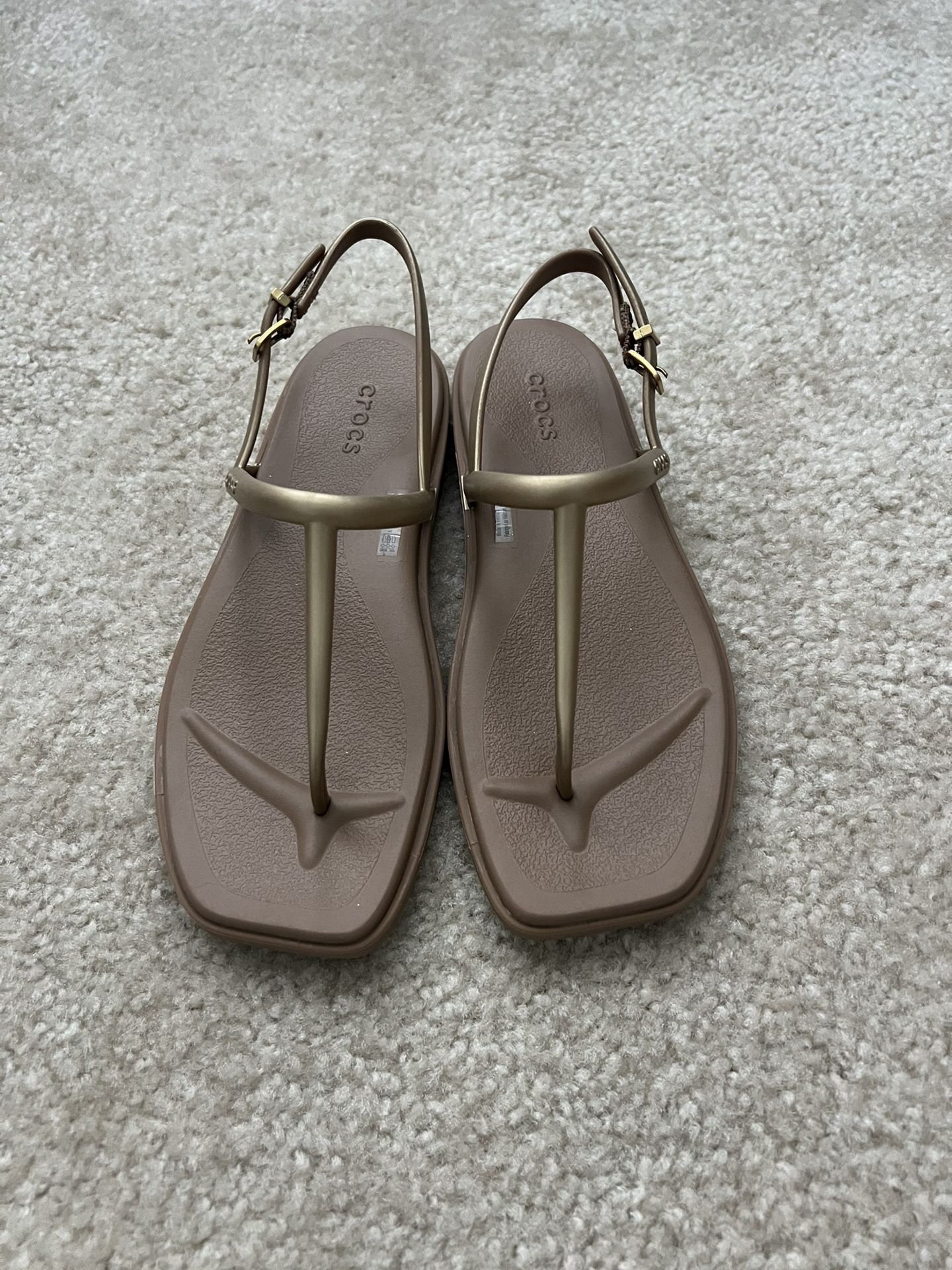 Crocs Sandals Tan/Gold