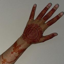 Local Henna Artist 