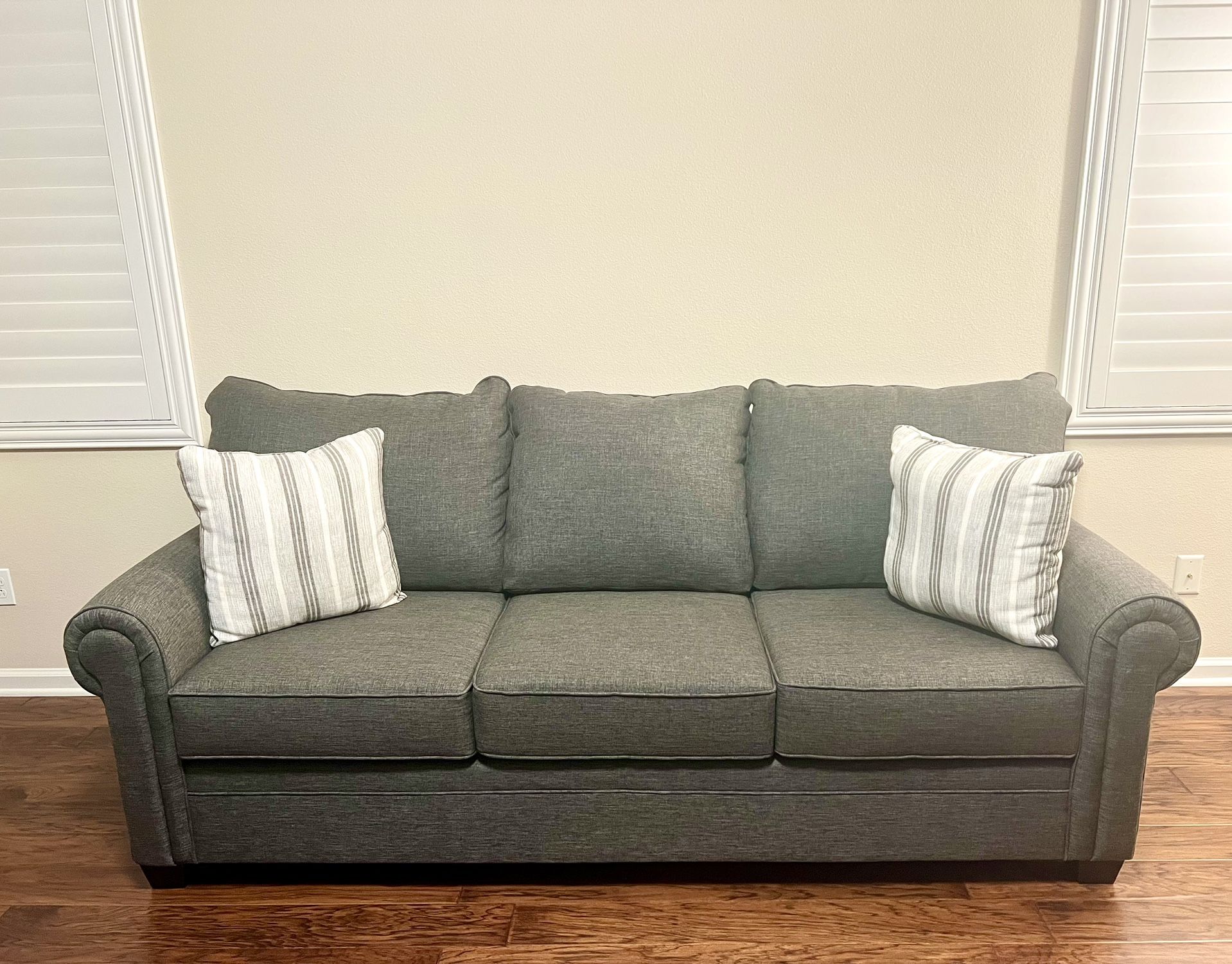 Sofa set with pillows
