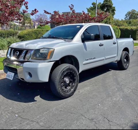 ,parts,https://offerup.com/redirect/?o=VGl0YW4uTmlzc2Fu Titan ,09 Titan ,Nissan,trade