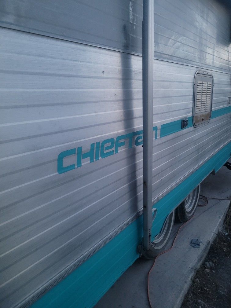 1973 Winnebago fifth wheel Chieftain 5th wheel