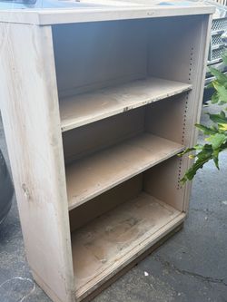 Metal cabinet