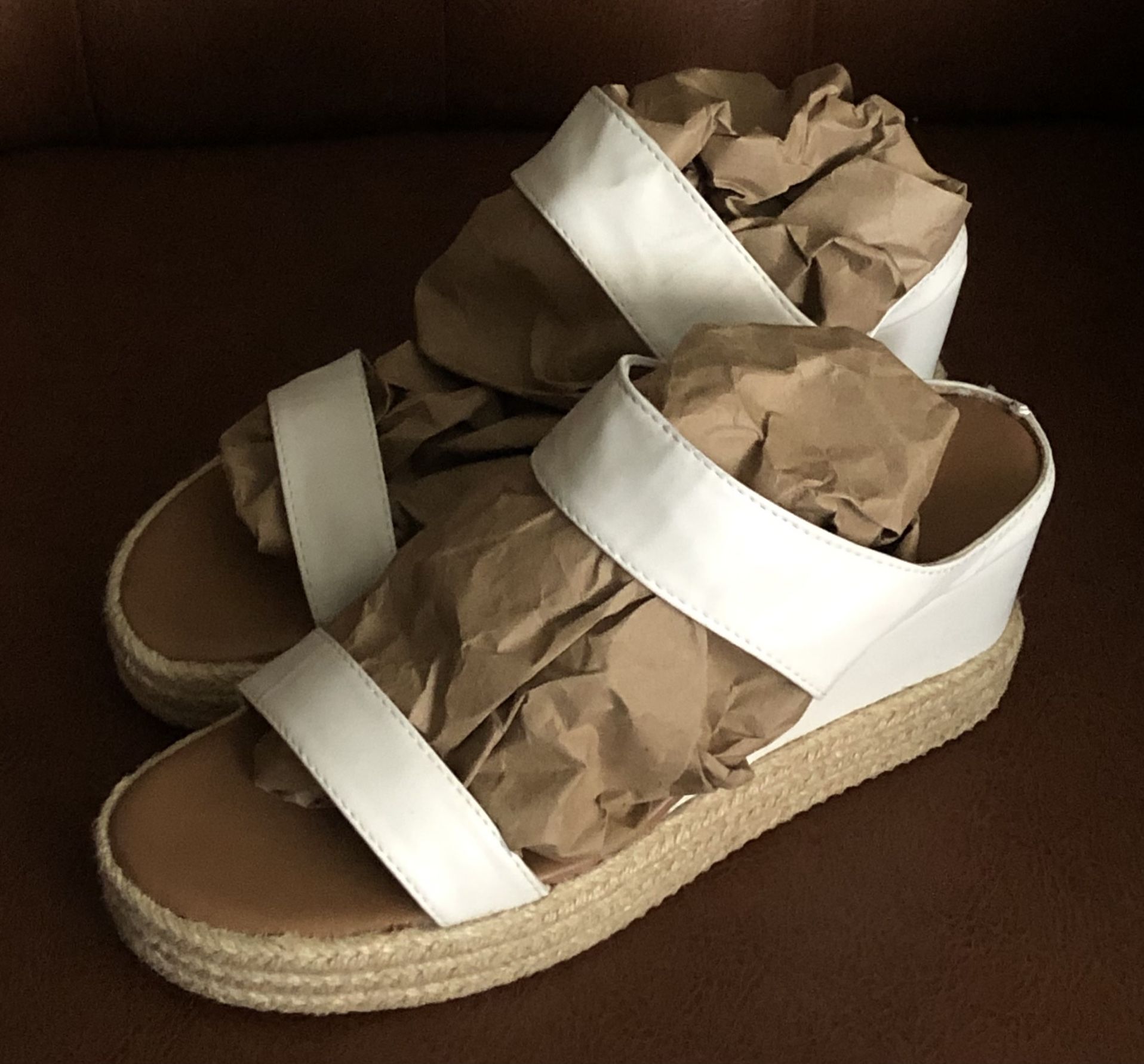 White WEDGE Platform Heels Women’s Size 8.5 (39)