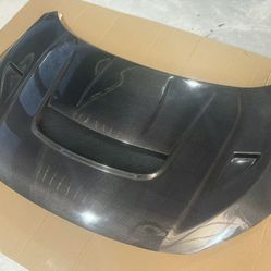 Honda Civic Type R FK8 FK7 Varis Carbon hood