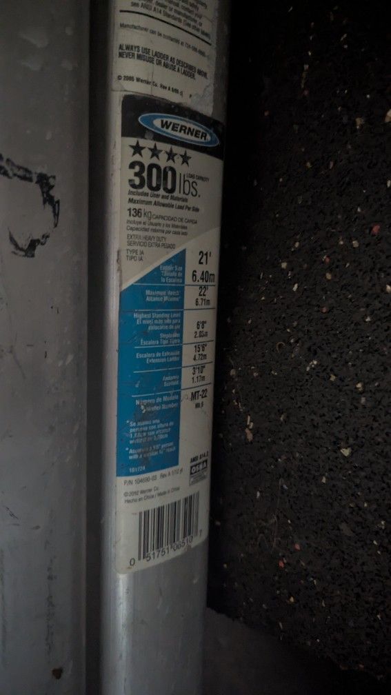 Werner Ladder 300 Lbs 21'