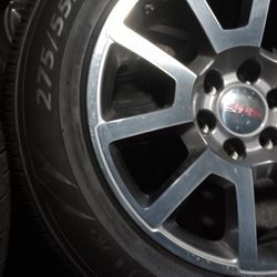 Chevy Gmc Sierra Yukon Denali Oem 20s Wheels Rims 