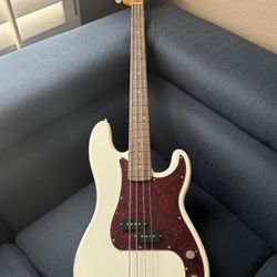 Squier Classic Vibe Precision Bass