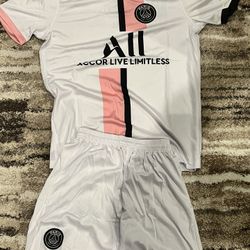 Paris Saint German (white)