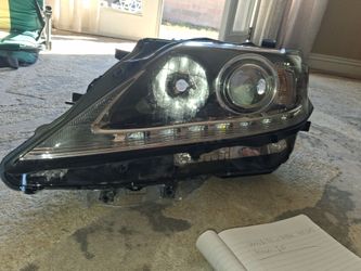 Lexus rx350 or rx450h passenger headlight