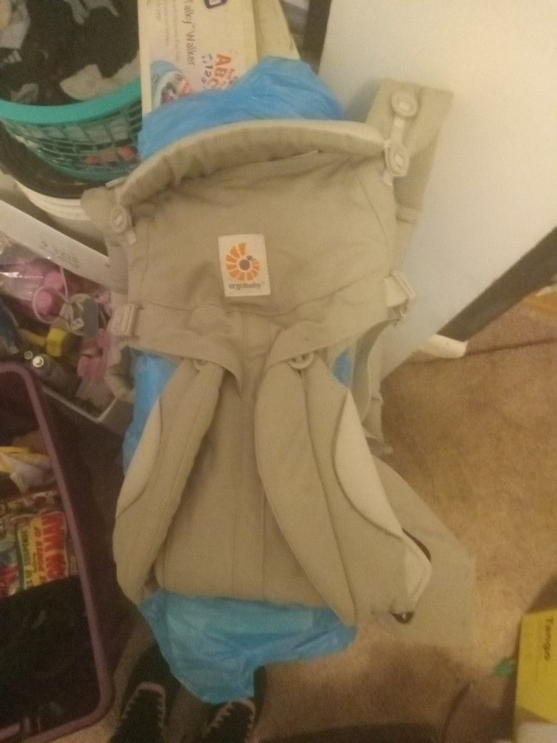 Ergobaby Baby Carrier
