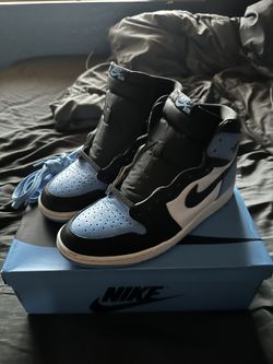 Air Jordan 1 High UNC Toe