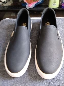 GBG Los Angeles Black Faux Leather Slip-On Platform Sneakers Women’s Shoes 8.5